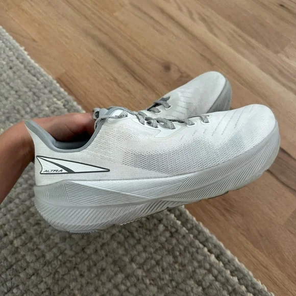 Altra | Shoes | Altra Experience Flow Running Shoes Mens